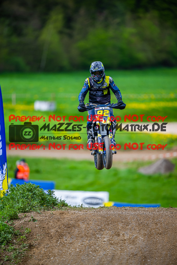 MaZZes_FotoMatrix_230506_0725 | S2