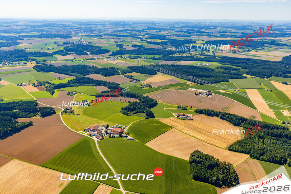 Schöne Luftaufnahme als Geschenk in Willerskirchen Adlkofen - Die Luftbildaufnahme wurde 2025 vom UL-Flugzeug heraus erstellt ( keine Drohne ) - Hochauflösende Luftaufnahme -Nicht vergleichbar mit Google Maps oder Satelittenbilder- Die Geschenkidee !Mit Lizenz und Bildrechte bestellbar