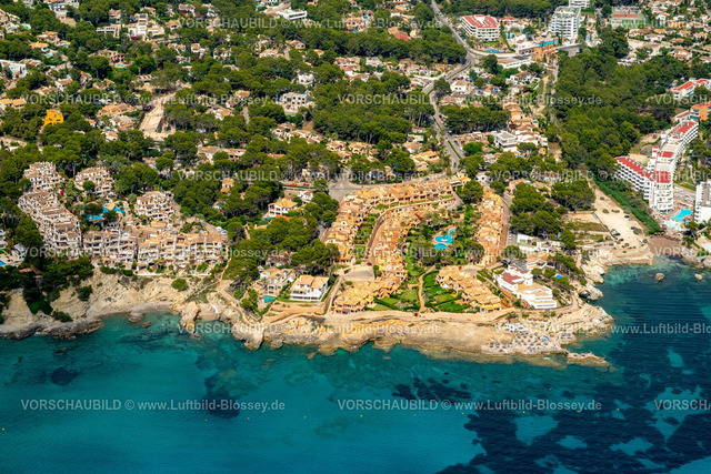 Mallorca230600220N | Luftbild, Ortsansicht mit Club Monte de Oro Wohnanlage und Valle Doroado Wohnanlage, Costa de la Calma, CalviaÃƒâ€šÃ‚Â , Balearen, Mallorca, Balearische Inseln, Spanien