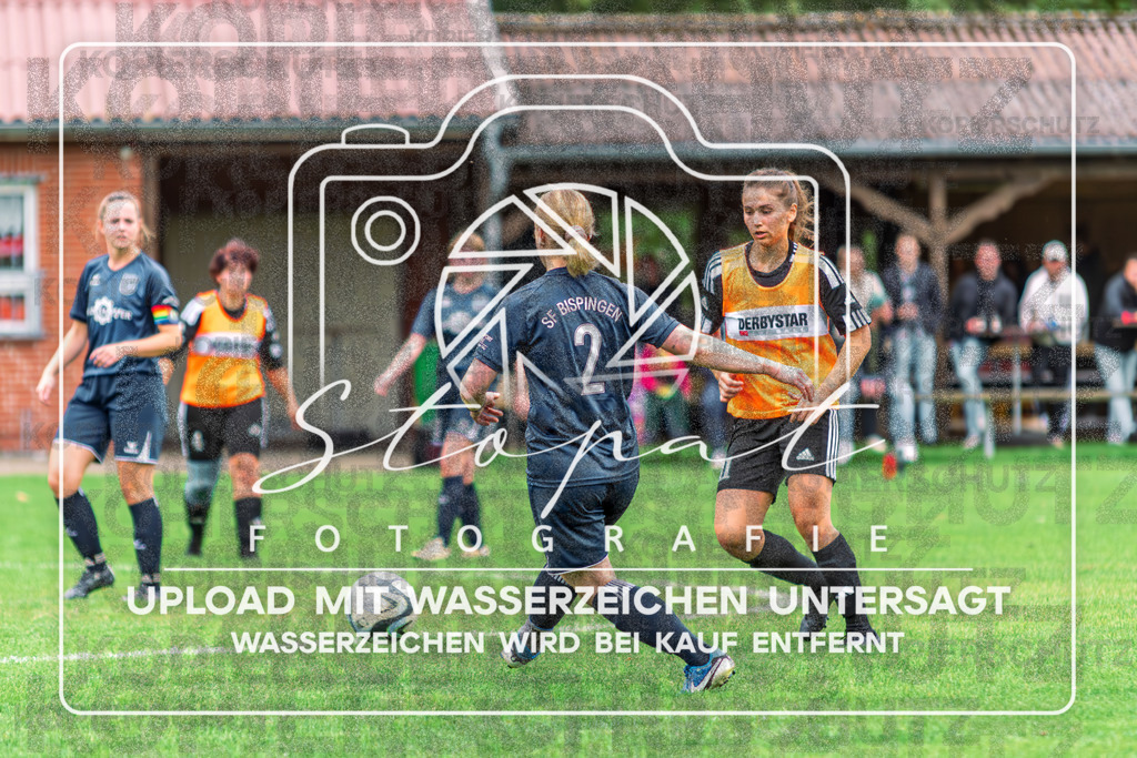SFBSGF-1030 | Karina Böger (SF Bispingen #02) beim Damen Kreisliga HK/CE Spiel zwischen Sportfreunde Bispingen und SG Fulde im Sportplatz Steinbeck/Luhe, Bispingen (Simon Paul Stopat) - Realisiert mit Pictrs.com