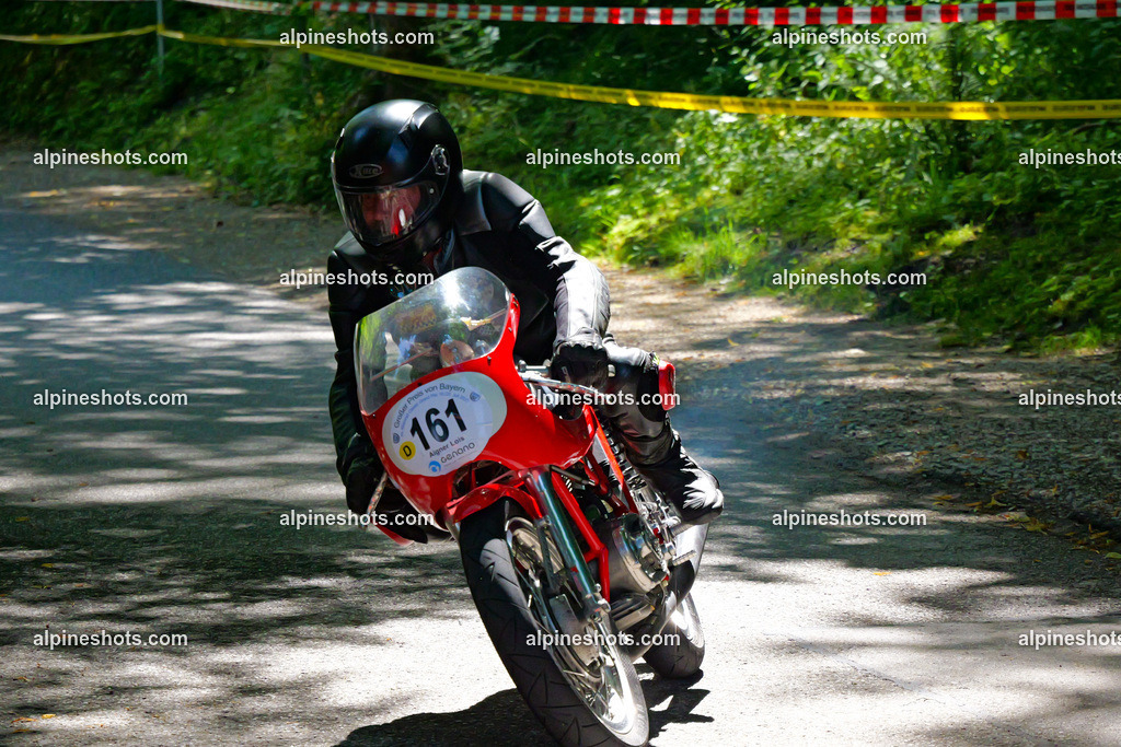 P1036683 | Erleben Sie atemberaubende, hochqualitative Fotos Ihrer Fahrt entlang der malerischen Alpenstraßen. Besuchen Sie alpineshots.com, um professionelle Aufnahmen Ihrer unvergesslichen Reise zu finden und zu kaufen - Realisiert mit Pictrs.com