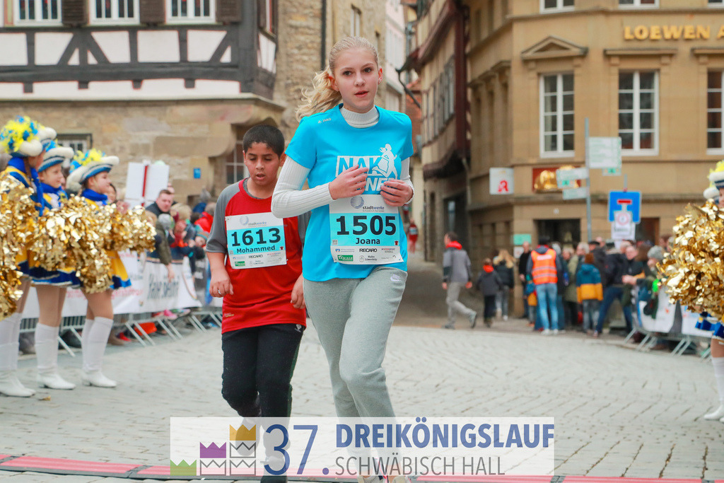 Stadtwerke Jugendlauf 1700m | 3 Koenigslauf 2023 - Realisiert mit Pictrs.com