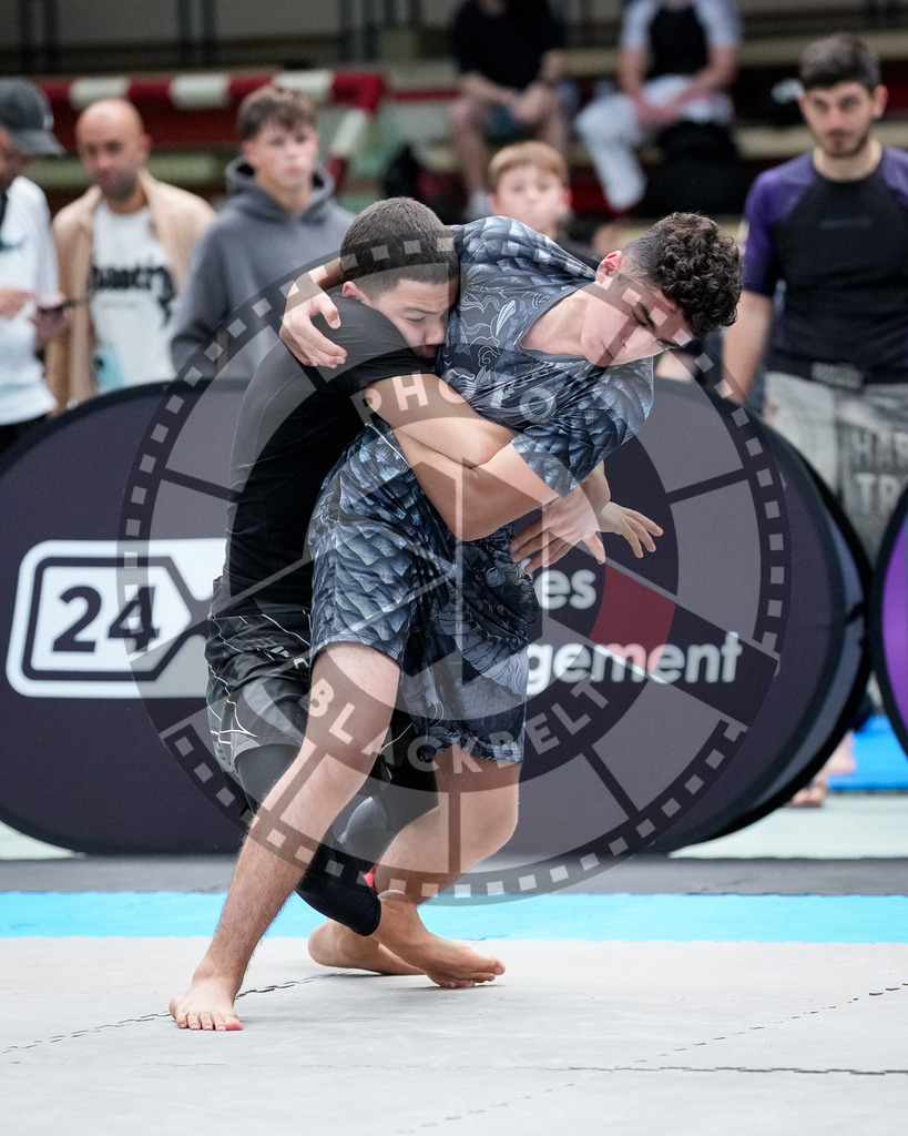 20250920PBB3336 | Athletes compete during the AJP Tour Hamburg International Jiu-Jitsu Championship, on September 20, 2025 in Hamburg, Germany. © Chiara Dazi / photoblackbelt