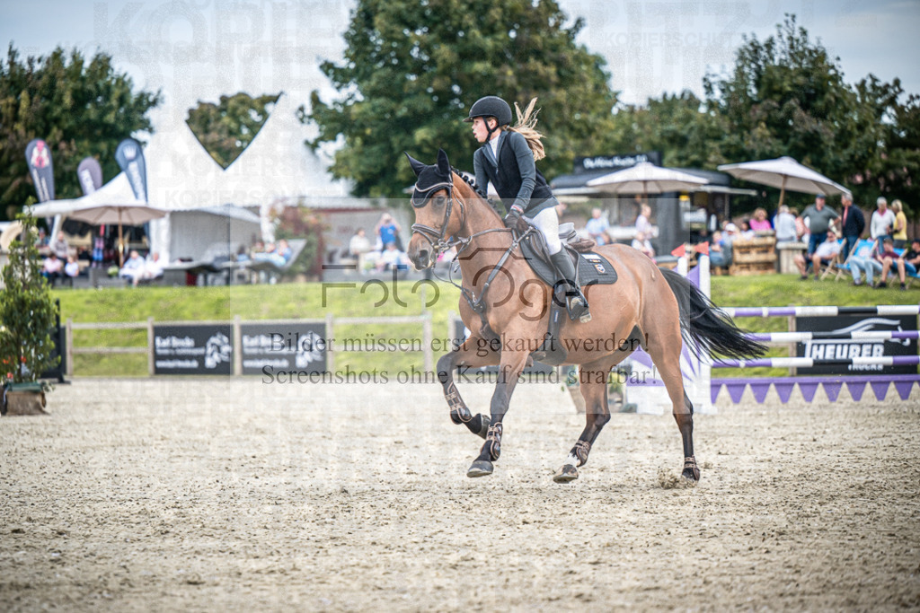 DOS_4631 | Entdecke hochwertige Reitturnierfotos von Foto Oger. Professionell, emotional und authentisch – jetzt Lieblingsmomente im Shop bestellen.Deutschlandweite Turnierfotografie. - Realisiert mit Pictrs.com
