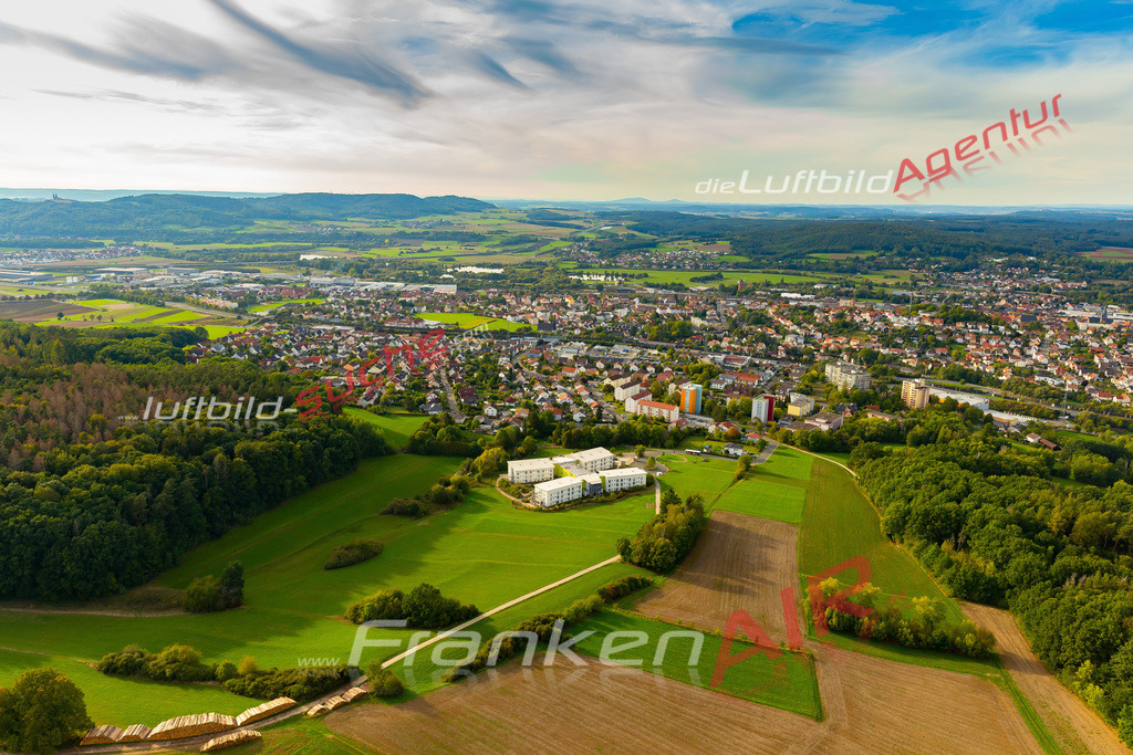 Aktuelles Luftbild von Seubelsdorf Lichtenfels - Die Luftaufnahme wurde 2022 mittels UL-Flugzeug erstellt ( keine Drohne ) - hochauflösende Kamera-Systeme von  Canon -Beste Qualität - Für grossformatige Ausdrucke geeignet. Die Geschenkidee !