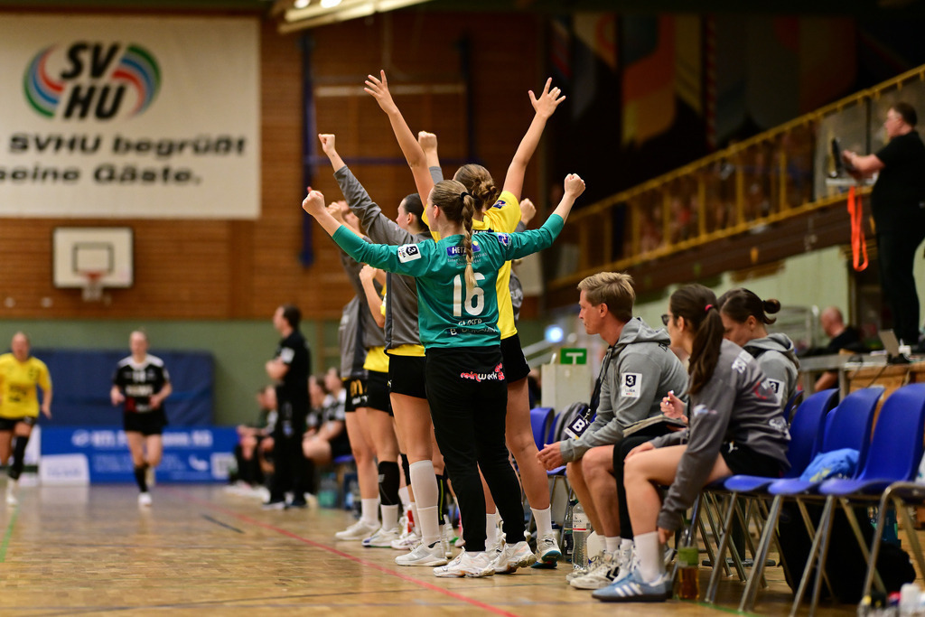 Handball I Frauen I Saison 2025-2026 I 3. Liga Nord I 1. Spieltag I SV Henstedt-Ulzburg - TSV Altenholz | Der Sportfotograf. - Realisiert mit Pictrs.com