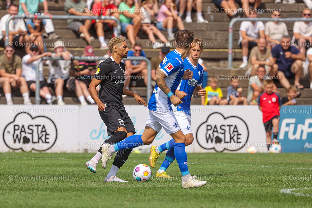 Giessen_Darmstadt (73) | 16.07.2023; Testspiel; Waldstadion Gießen; FC Gießen - SV Darmstadt 98; Ergebnis: 2:0 (0:0)