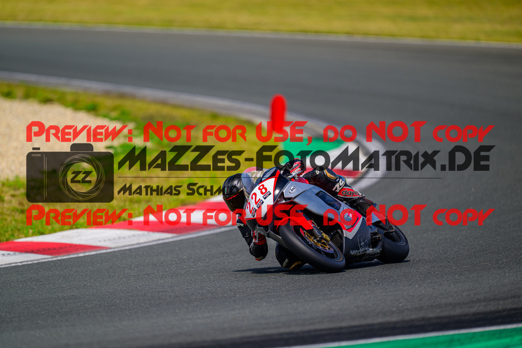 MaZZes_FotoMatrix_240725_6007705_4475 | ROT