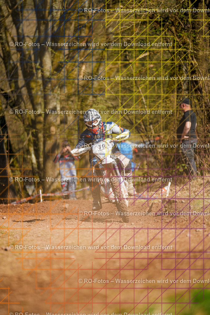 3 Lauf Mernes-1106 | Sportfotografie von RO-Fotos: Motorsport, Motocross, Enduro, Laufveranstaltungen und Triathlon. Professionelle Fotos von Sportlern und Events. - Realisiert mit Pictrs.com