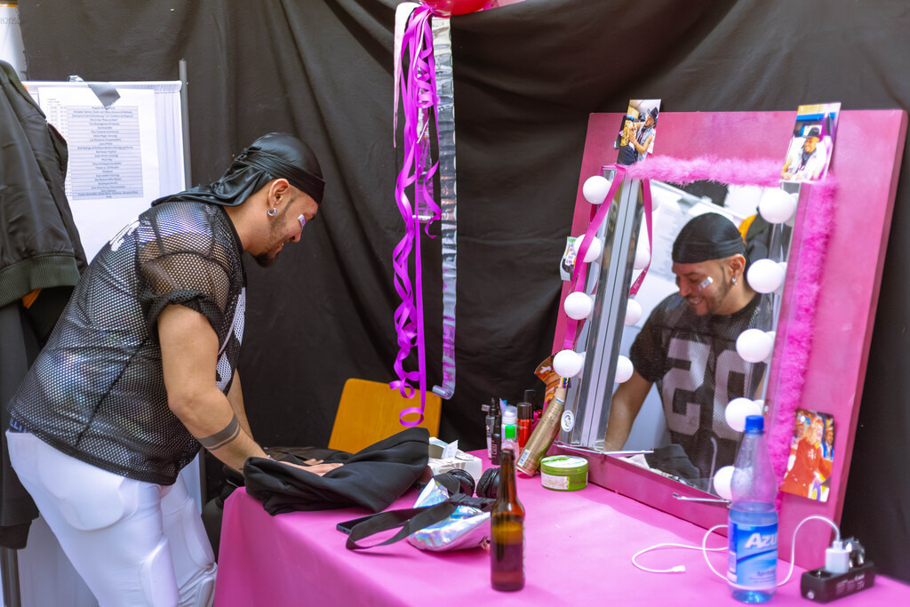 RosaSitzung-274 | Henke Visuals - Realisiert mit Pictrs.com