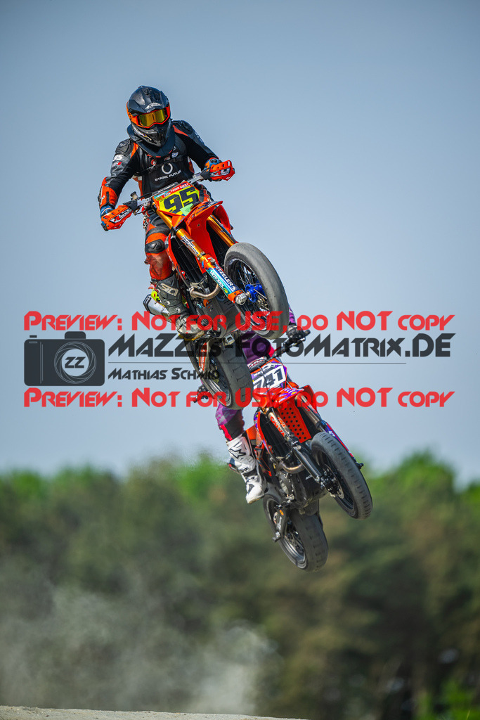 MaZZes_Fotomatrix_20250502_6007705_2773 | S1