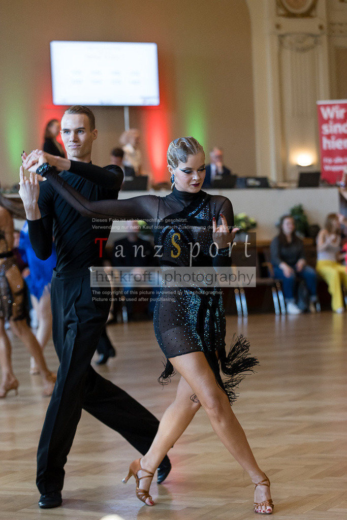 IMG_2695 | Tanzsportbilder, Standardtanz, Lateintanz, WDSF, DTV, LTVB, dancecomp, goc, hessen tanzt, blaues band der spree, walzer, tango, wiener walzer, slowfox, quickstepp, samba, rumba, cha-cha-cha, paso doble. jive, hd-kroft photography, turniertanzsport