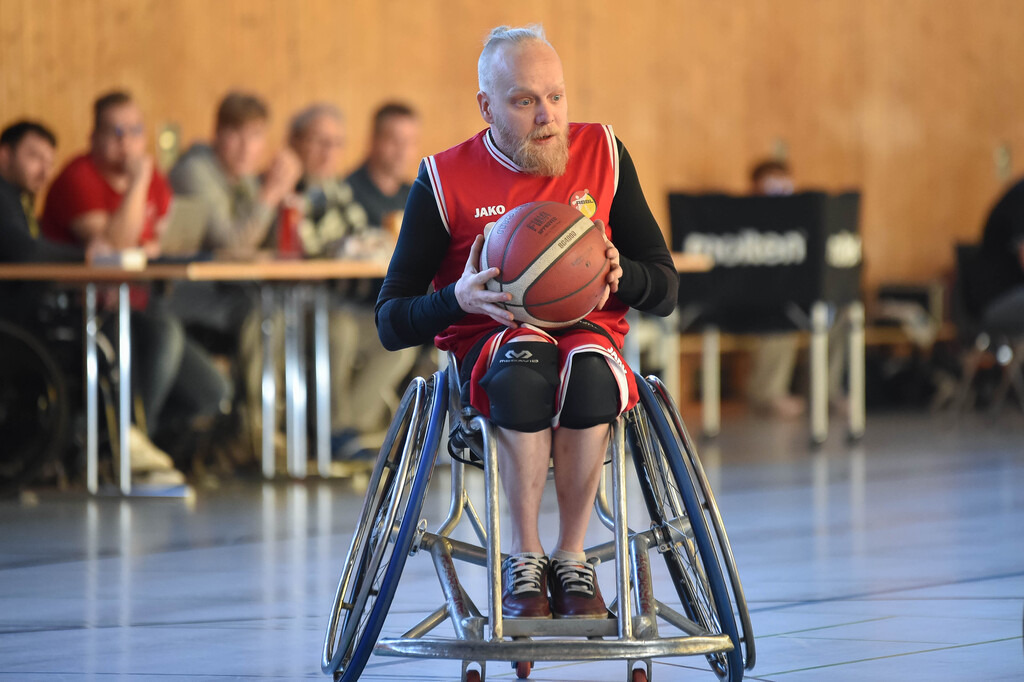 2025-02-01-0087 | Ralph Kunze - Realisiert mit Pictrs.com