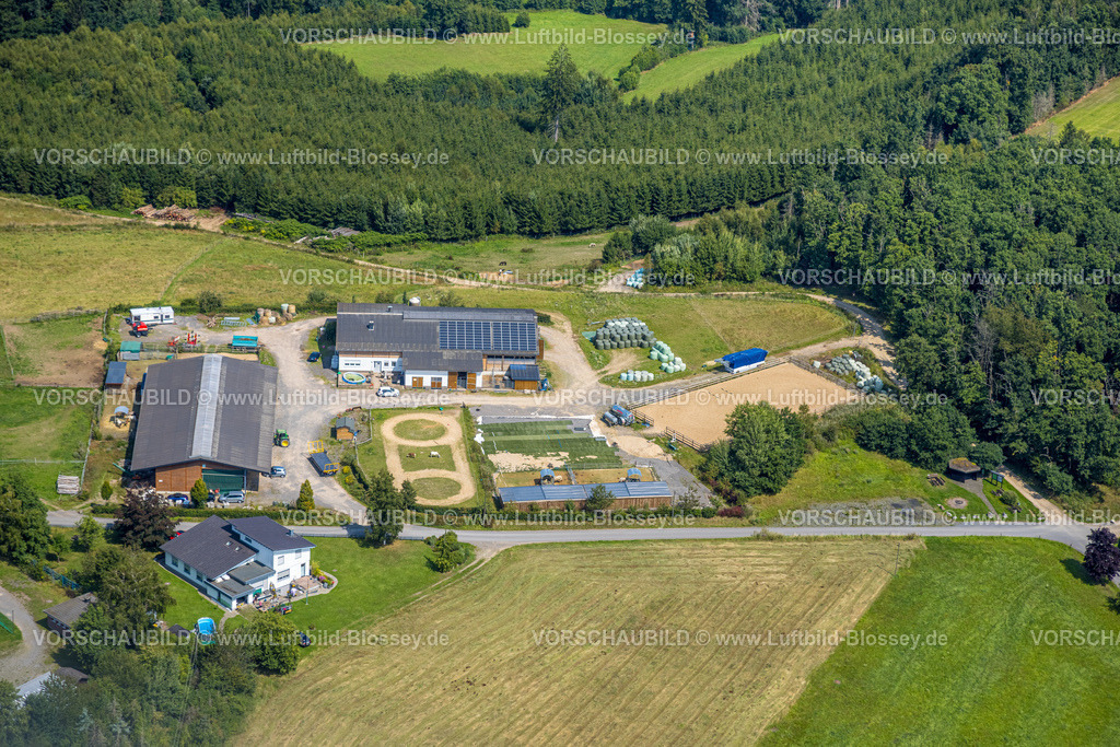 Attendorn250808562 | Luftbild, Landwirtschaftlicher Betrieb Ponyland Ennest Reiterhof, Ennest, Attendorn, Sauerland, Nordrhein-Westfalen, Deutschland