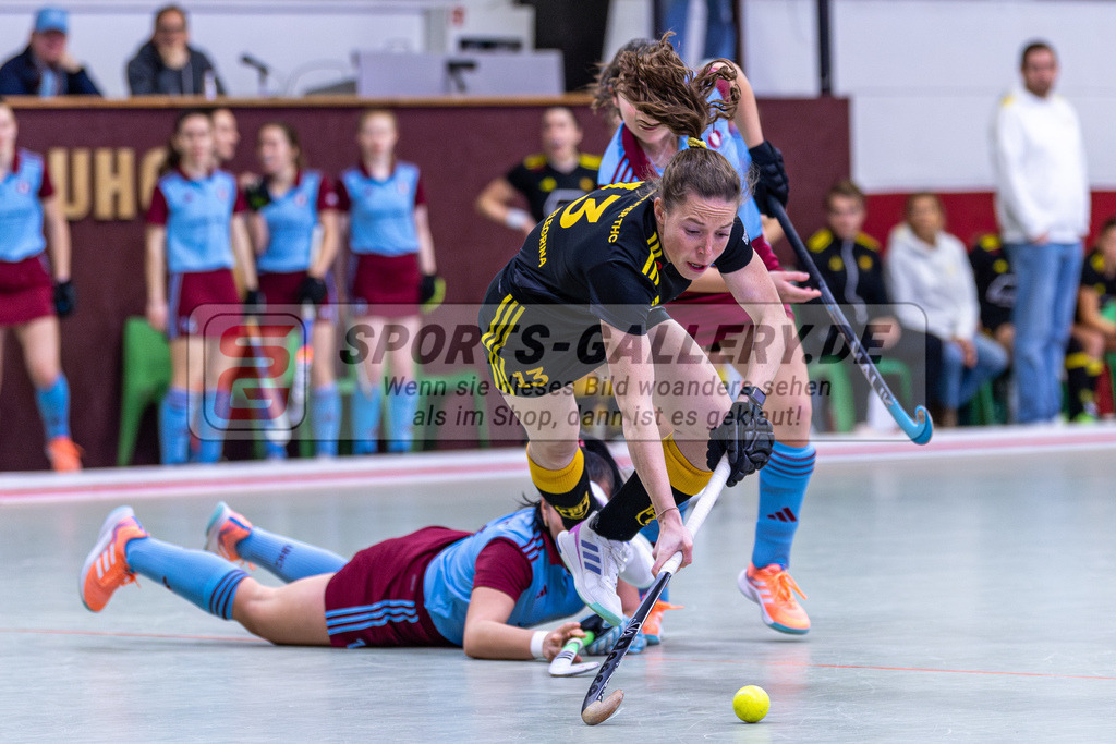 SM_2025-01-12_wD5_-42 | 1.Bundesliga Hallenhockey  (W) UHC - HTHC / 2:3 (2:1)
