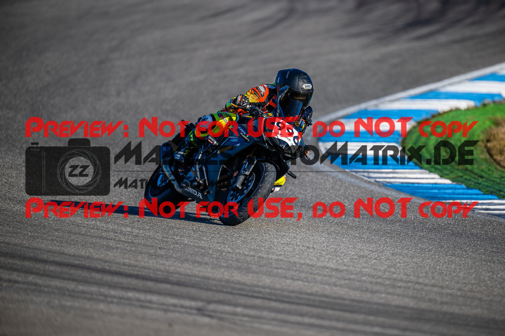 MaZZes_FotoMatrix_230311_4802 | Fotograf Mathias Schmid
Sportfotograf,
Eventfotograf,
Hochzeitsfotograf,
Portraitfotograf