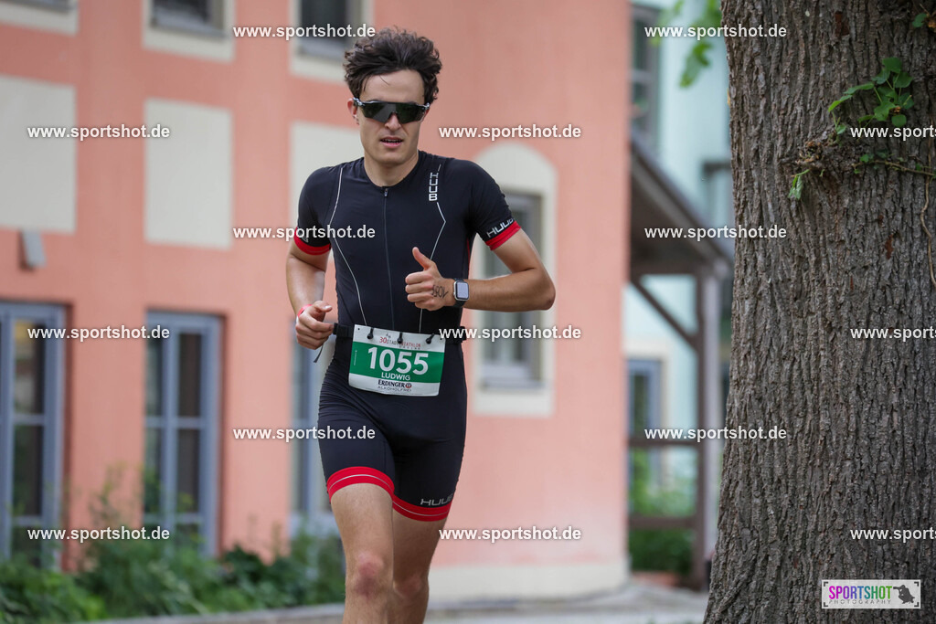 KSZ_4009 | Stadttriathlon Erding 2025. #yourpictrs #sportshot_your_pictrs @Sportshotphotography #stadttriathlonerding Copyright: www.sportshot.de