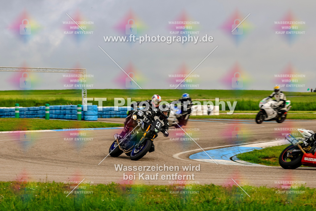 MotoTeam-8185 | Hier findet Ihr Bilder von Touristenfahrten auf der Nürburgring Nordschleife oder von anderen Veranstaltungen die ich besucht habe. Viel Spass beim Durch Schauen 