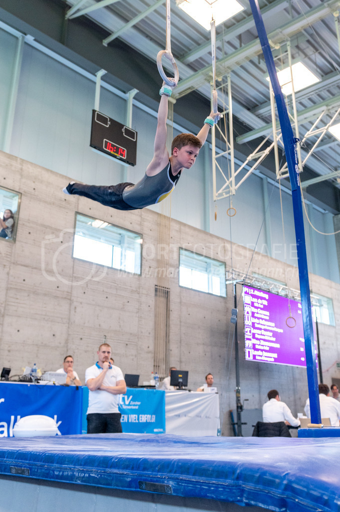 104. Zürcher Kunstturnertage Neftenbach - 15. May 2022 | 104. Zürcher Kunstturnertage Neftenbach
Turnhalle Ebni, Neftenbach
Programm 1 (P1)
Bild: Sportfotografie Markus Aeschimann | www.markus-aeschimann.ch - Realisiert mit Pictrs.com