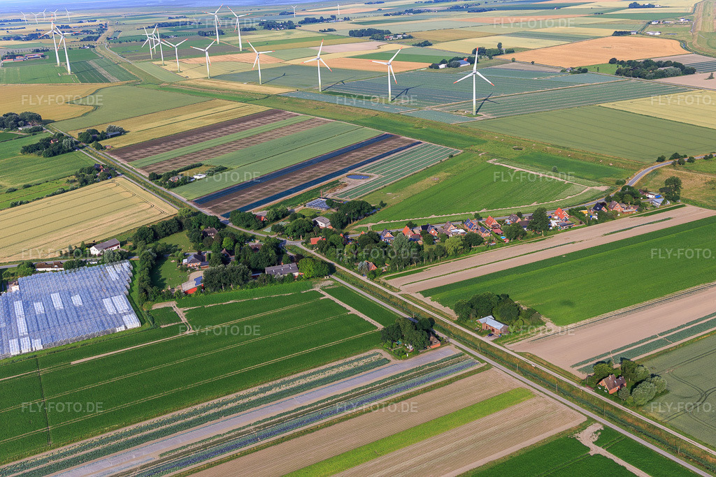 Luftbild: Ortsansicht von Nordosten im Ortsteil Schülperweide in Schülp im Bundesland Schleswig-Holstein in Deutschland. – Foto: IMG_0007167.jpg vom 11.07.2021 durch Werner Riehm/FLY-FOTO.de – Auflösung des Originals: 5472 x 3648 px