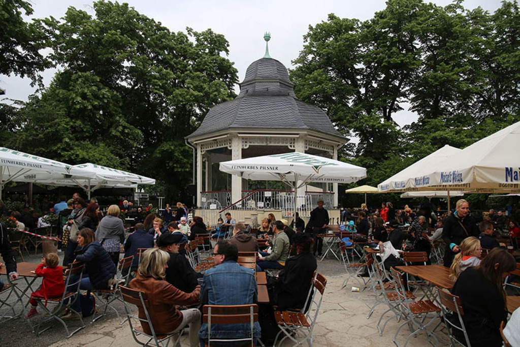 Foto: Leipzig - Musikpavillon | Das Team hinter BILDLEXIKON LEIPZIG bündelt historische wie aktuelle Informationen über die Stadt Leipzig in Text und Bild auf einer Plattform und stellt diese der interessierten Öffentlichkeit zur Verfügung.