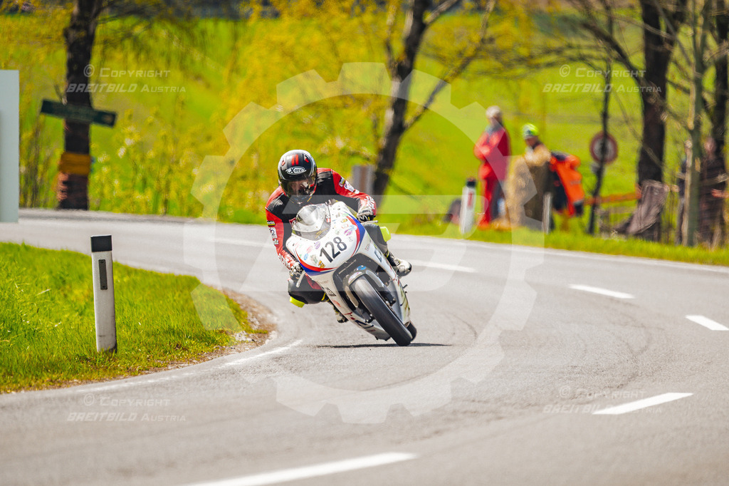 0659 - Bergrennen Landshaag2026 | BREITBILD Austria Webshop

Finde Fotos von: Breitbild, Breitbild Austria, Landshaag, Europeanbikers, KTM, BMW, Bergrennen, Bikeporn, Carporn, Bikes, Cars, Fotografie, Oberösterreich, Österreich, Berufsfotograf, Motorradteile Ganster, Julbach, Pannoniari - Realisiert mit Pictrs.com
