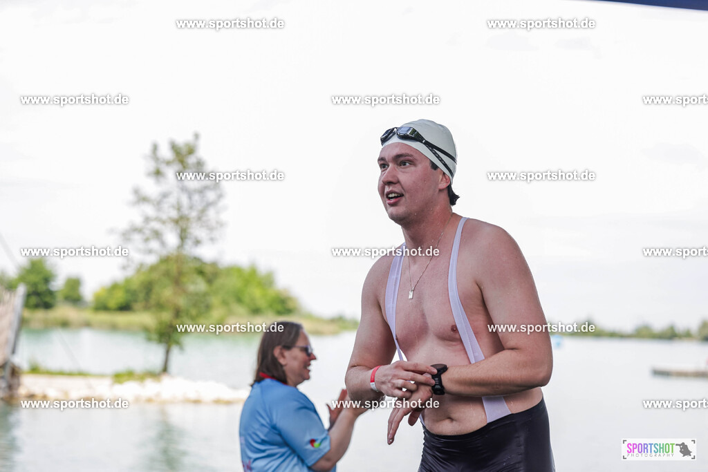 VJ__7167 | Stadttriathlon Erding 2025. #yourpictrs #sportshot_your_pictrs @Sportshotphotography #stadttriathlonerding Copyright: www.sportshot.de