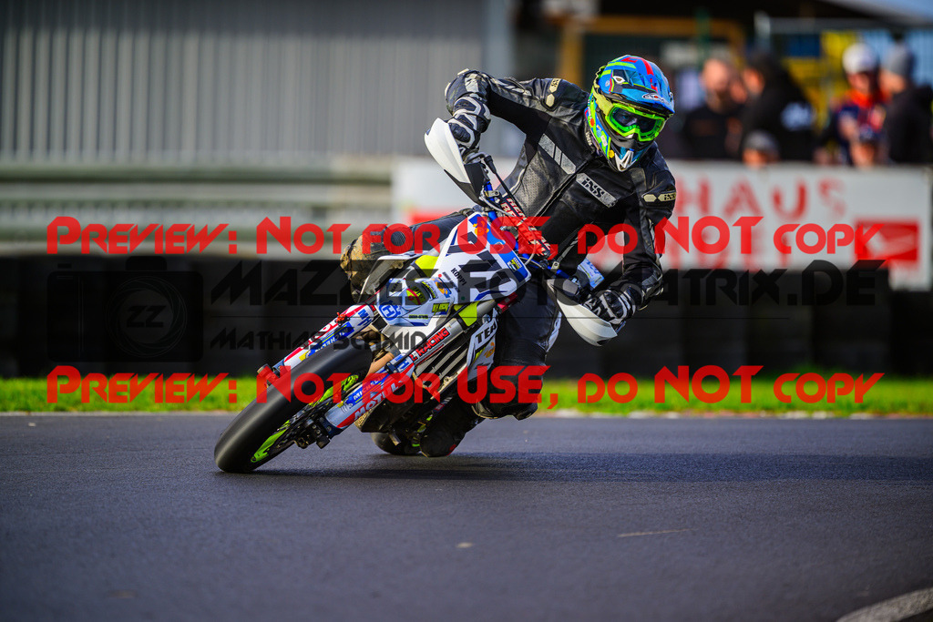 MaZZes_Fotomatrix_20251003_6007705_0710-2 | S4