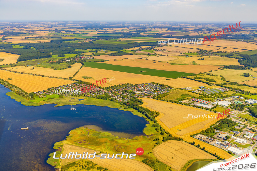 Redentin Wismar Bild- Das Luftbild wurde 2025 vom UL-Flugzeug heraus erstellt ( keine Drohne bzw. Drohnenaufnahme ) - Hochauflösende Luftaufnahme -Nicht vergleichbar mit Google Maps oder Satelittenbilder- Die Geschenkidee !Mit Lizenz und Bildrechte bestellbar - CC