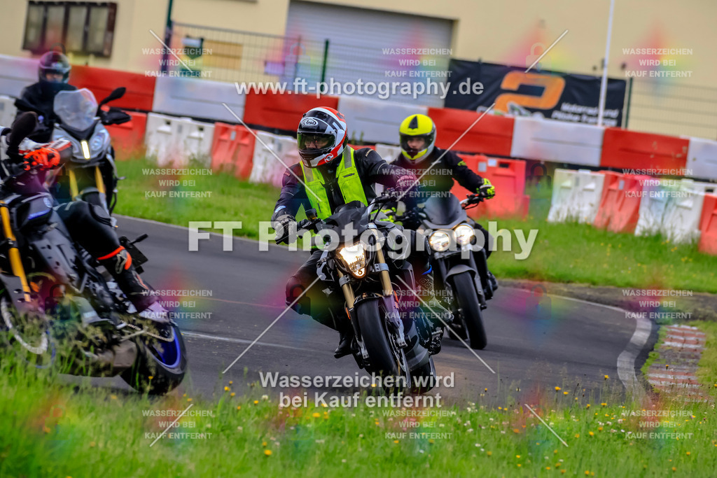 VBK-6582 | Hier findet Ihr Bilder von Touristenfahrten auf der Nürburgring Nordschleife oder von anderen Veranstaltungen die ich besucht habe. Viel Spass beim Durch Schauen 