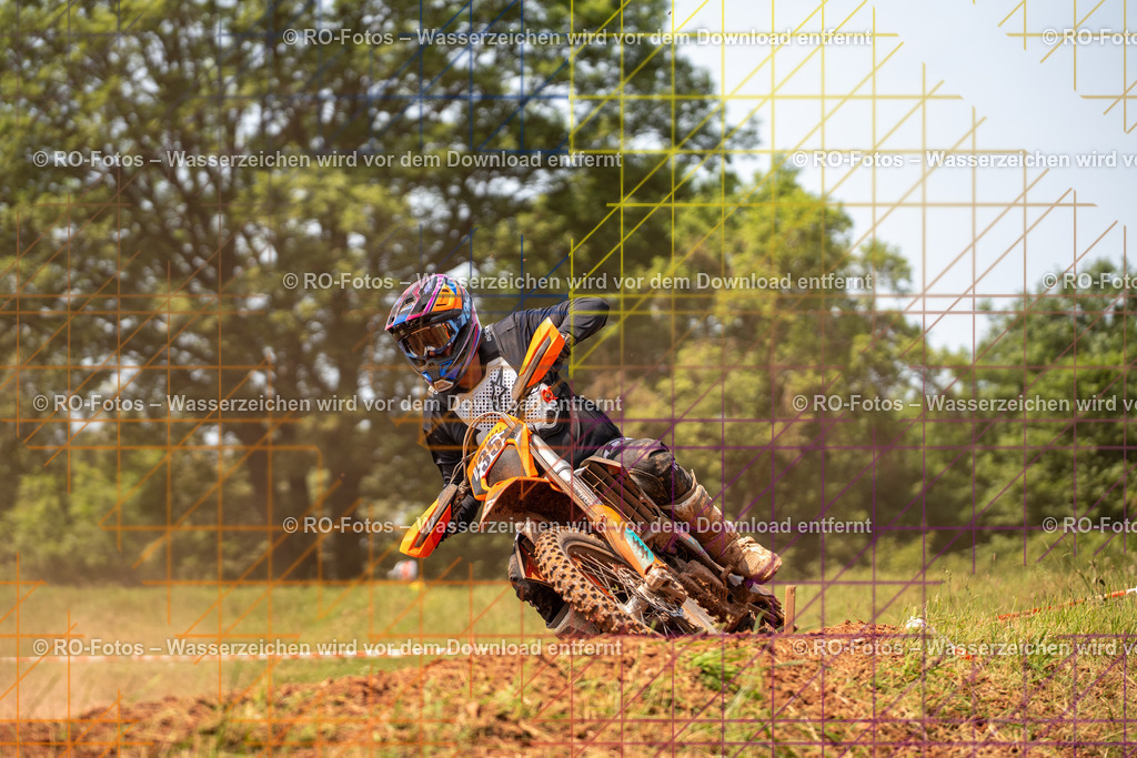 Wolfshausen 5 Lauf -280 | Sportfotografie von RO-Fotos: Motorsport, Motocross, Enduro, Laufveranstaltungen und Triathlon. Professionelle Fotos von Sportlern und Events. - Realisiert mit Pictrs.com