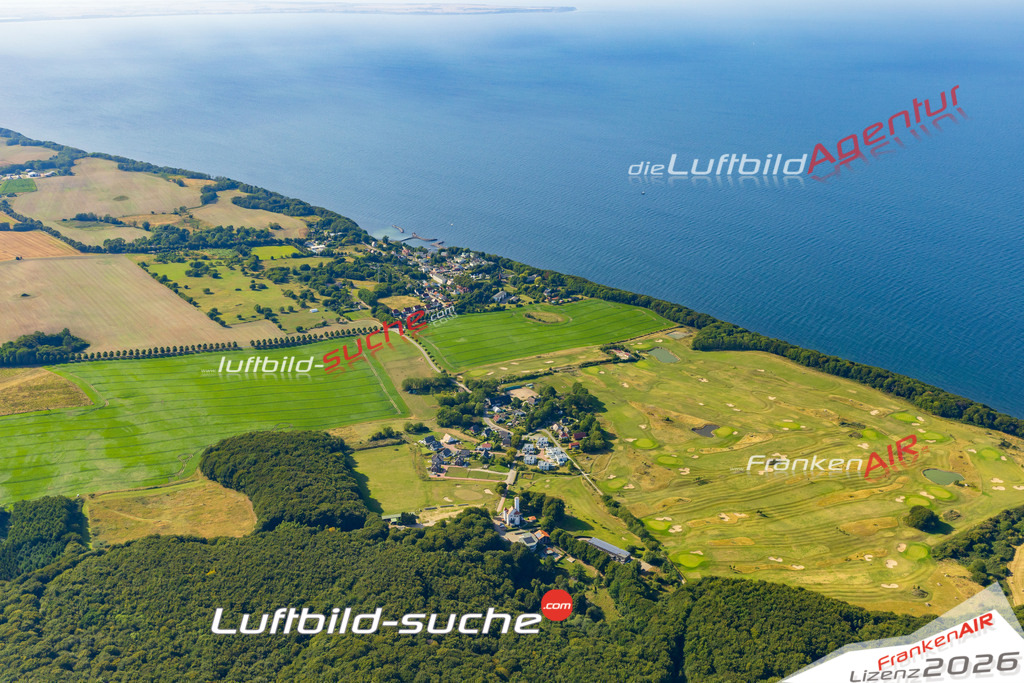 Schrägluftbild    Lohme - Das Luftbild wurde 2025 vom UL-Flugzeug heraus erstellt (ohne Drohne- keine Drohnenaufnahme ) - Hochauflösende Luftaufnahme -Nicht vergleichbar mit Google Maps oder Satelittenbilder- Die Geschenkidee !Mit Lizenz und Bildrechte bestellbar