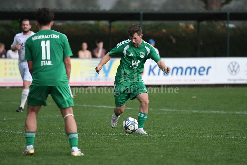 SpVgg Niederalteich : TSV Regen | Florian Nickl (SpVgg Niederalteich #9) - Realisiert mit Pictrs.com