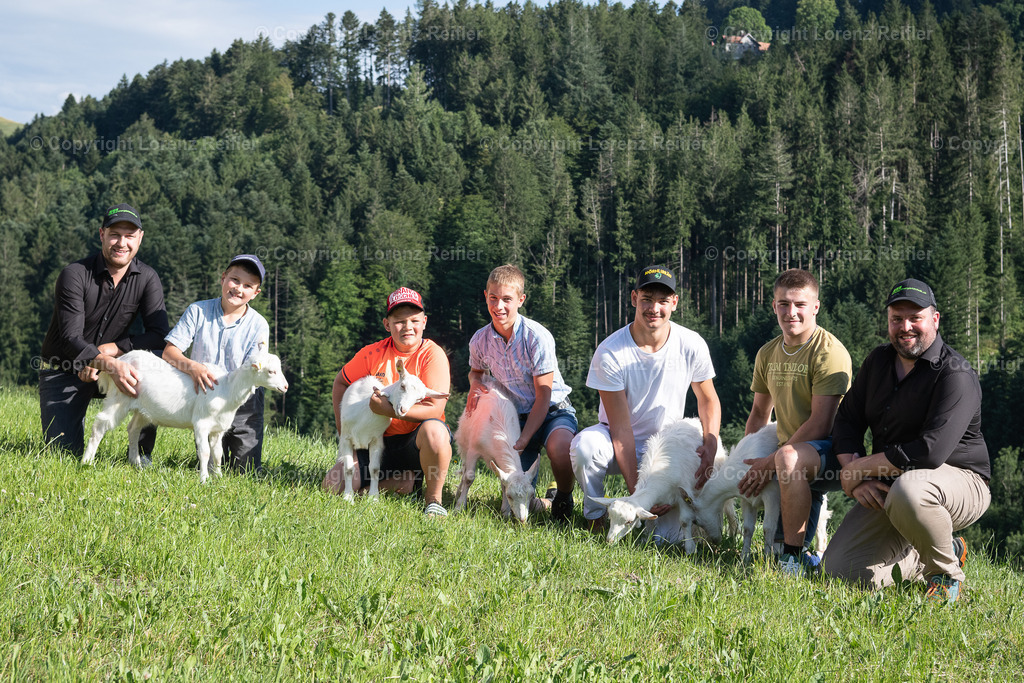 Schwingen -  Appenzeller Kantonal Nachwuchsschwingfest 2023 | Oberegg, 8.7.23, Schwingen - Appenzeller Kantonal Nachwuchsschwingfest. Sieger vlnr Jg 2014-2015
