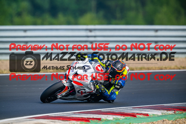 MaZZes_FotoMatrix_220626_6723 | PROSUPERSTOCK