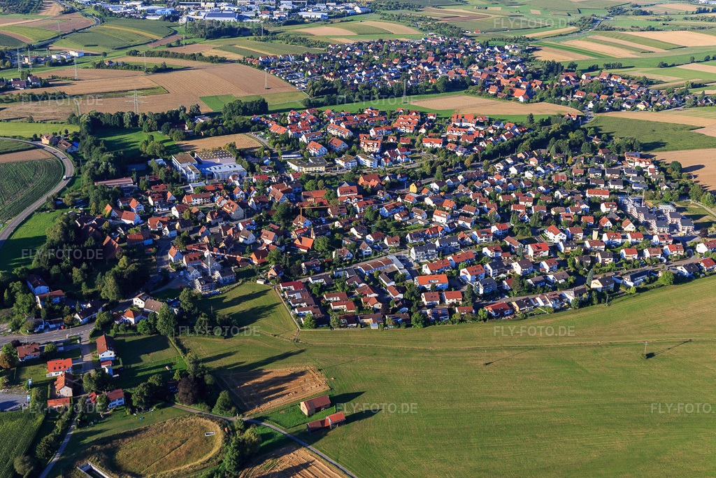 Luftbild: Ortsansicht von Süden im Ortsteil Waldrems in Backnang im Bundesland Baden-Württemberg in Deutschland. Foto: IMG_093587.jpg vom 22.08.2016 durch Werner Riehm/FLY-FOTO.de