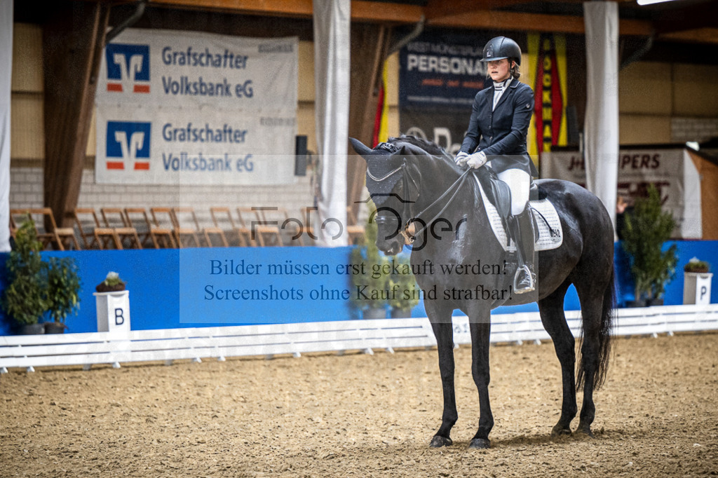 DOS_2886 | Entdecke hochwertige Reitturnierfotos von Foto Oger. Professionell, emotional und authentisch – jetzt Lieblingsmomente im Shop bestellen.Deutschlandweite Turnierfotografie. - Realisiert mit Pictrs.com