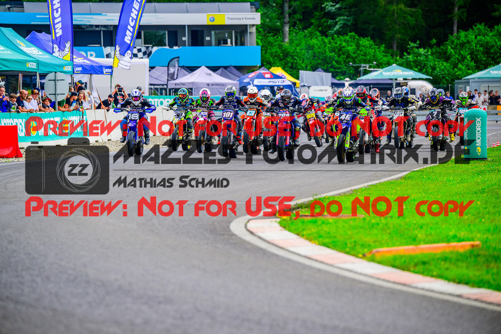 MaZZes_FotoMatrix_240609_6021986_8212 | S2