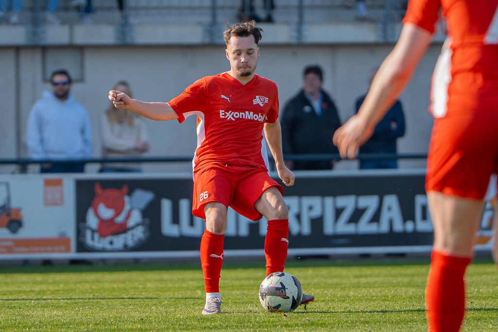 Fußball I Herren I Saison 2025-2026 I Bezirksliga Weser-Ems 4 I 24. Spieltag I VFL Oythe - SV Thüle I 220028.03.2026 | jns.sportfotos - Realisiert mit Pictrs.com