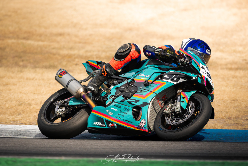 Ducati Trackday Hockenheimring 2026 | Entdecken Sie die faszinierende Welt von Alexander Tschuncky Arts: Kreative Fotografie, atemberaubende Automobilkunst und hochwertiger Bilderdruck. Lassen Sie sich inspirieren! - Realisiert mit Pictrs.com