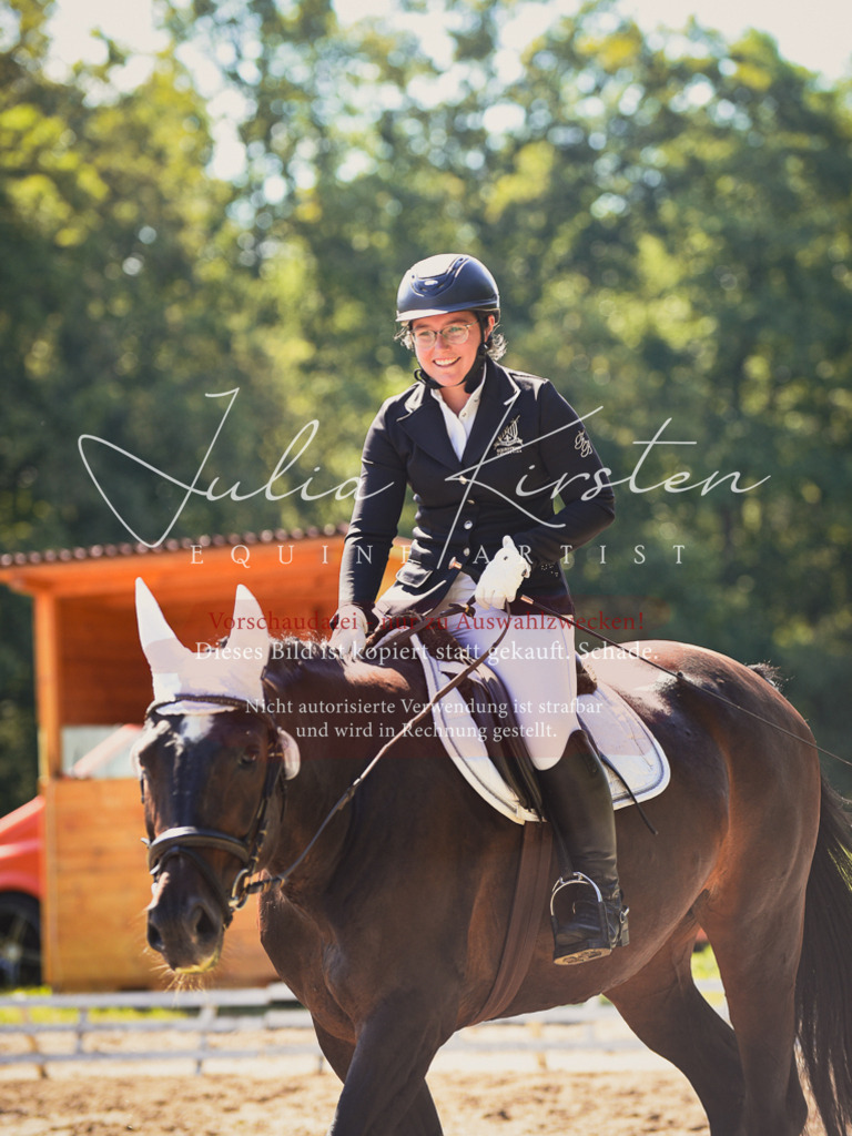 DSC_0428 | Pferde- und Turnierfotografie in Westsachsen. Pferdeportraits, Auftragszeichnungen und intuitive Kunst.