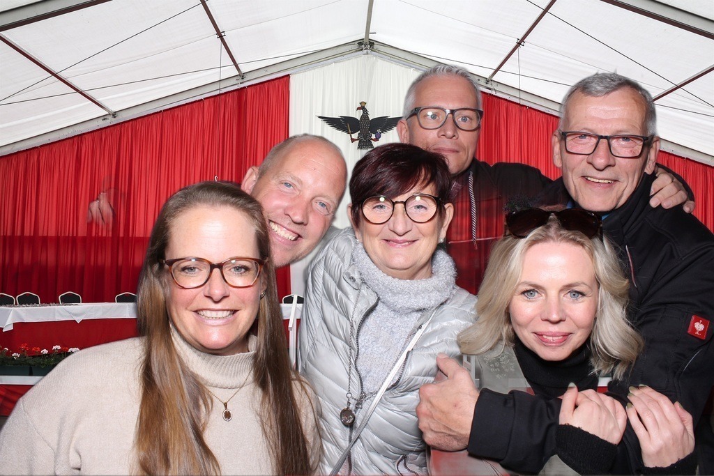 top-top.de 240928-124 | Foto, Video, Fotografie, Videografie, Fotobox, DJ, Discjockey, Musik, Musikbox, Veranstaltung, Photobooth, Amazon, Ebay, Buchtipp, Bestseller, Autor, Verlag, Buch, Wesel, Hamminkeln, NRW, Dinslaken, Rees, Drohne, Hochzeit, Party, Fotobox, Wesel, Fotograf