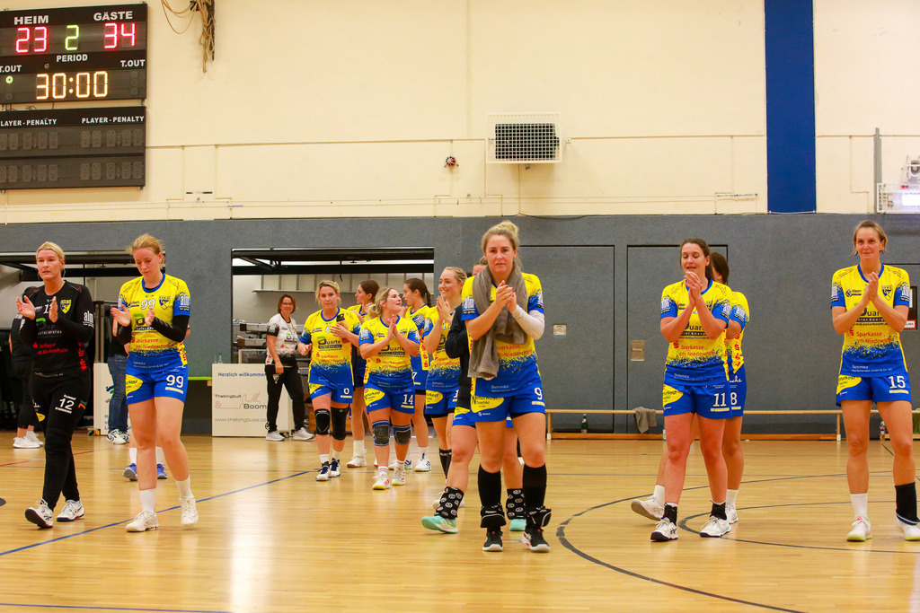 HcTvRhedeII_SvNeukirchen_150924_170 | Bildergalerie von Sport-Ereignissen aber auch von weiteren spannenden Dingen - nicht nur vom Niederrhein. In Anlehnung an den bekannten Spruch von Hanns Dieter Hüsch heißt das Motto: "Niederrhein ist überall".  - Realisiert mit Pictrs.com