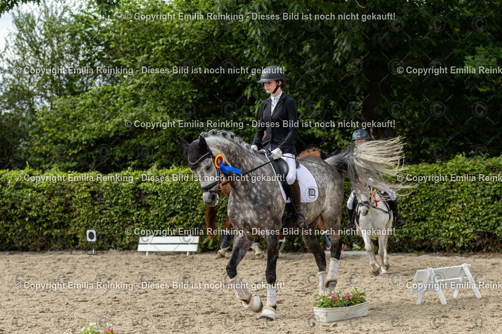 CL5A1613 | Emilia Reinking Fotografie - Realisiert mit Pictrs.com