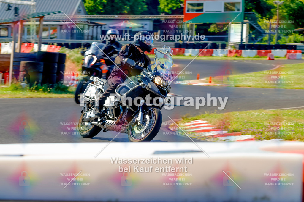 _MOT8894 | Hier findet Ihr Bilder von Touristenfahrten auf der Nürburgring Nordschleife oder von anderen Veranstaltungen die ich besucht habe. Viel Spass beim Durch Schauen 