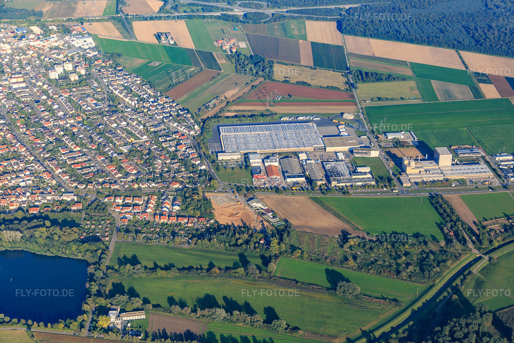 Luftbild: Industriegebiet Heuweg in Ketsch im Bundesland Baden-Württemberg in Deutschland.Foto: IMG_072935.jpg vom 23.09.2014 durch Werner Riehm/FLY-FOTO.deAuflösung des Originals: 5472 x 3648 px