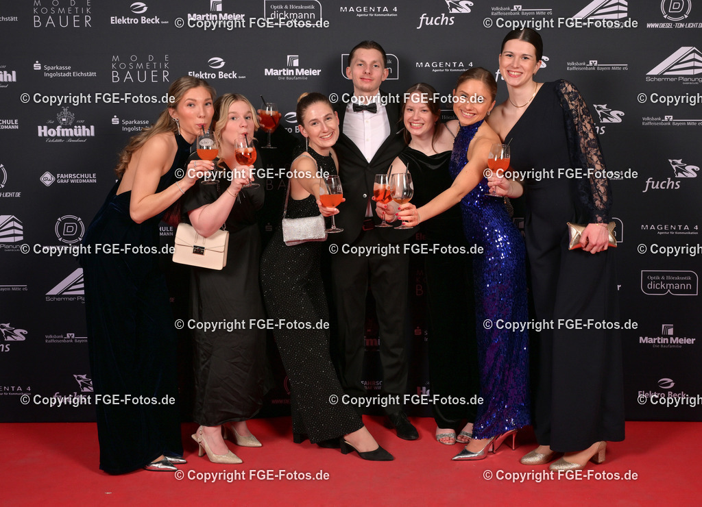 20250209-fge-hofball-0404 | Hofball der FGE am 09.02.2025 im Alten Stadttheater in Eichstätt. - Realisiert mit Pictrs.com