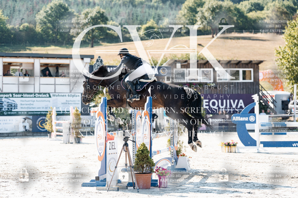 CK907584 | Turnierfotografie Pferdefotografie Trier Rheinland-Pfalz Pferdesport Reitsport Tierfotografie Sportfotografie Pferdevideo Pferdevideografie Equestrianvideography equestrianphotography  - Realisiert mit Pictrs.com