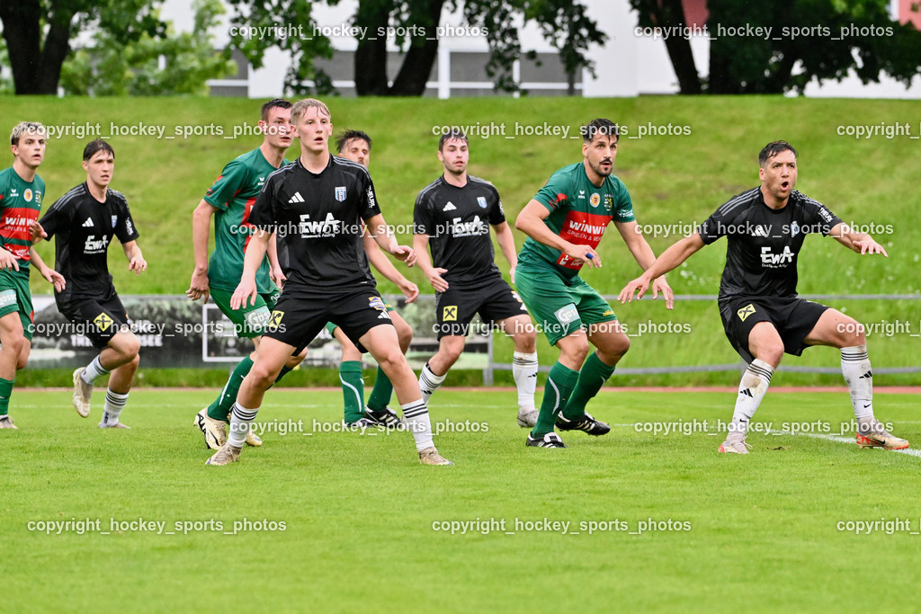 SV Rapid Lienz vs. URC Thal Assling | #16 Sandro Unterreiner Rapid Lienz, #13 Philipp Perfler Thal Assling, #18 Stefan Webhofer Thal Assling, #8 Lukas Schrott Rapid Lienz, #5 Tobias Markus Trojer Thal Assling, #8 Patrick Hainzer Thal Assling, SV Rapid Lienz vs. URC Thal Assling, SV Rapid Lienz vs. URC Thal Assling am 08.06.2024 in Lienz (Dolomiten Satadion), Austria, (Photo by Bernd Stefan)