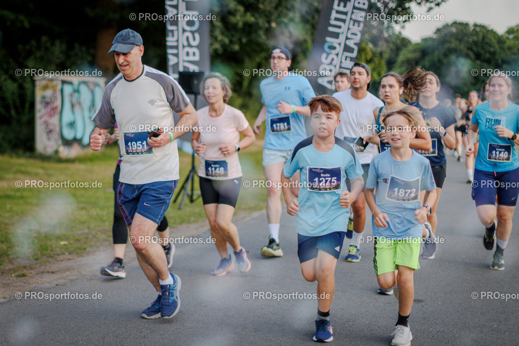 Sparda-Bank Nachtlauf Bonn; Bonn, 18.06.2025 | Impressionen vom Sparda-Bank Nachtlauf Bonn am 18.06.2025 in Bonn (Nordrhein-Westfalen). 